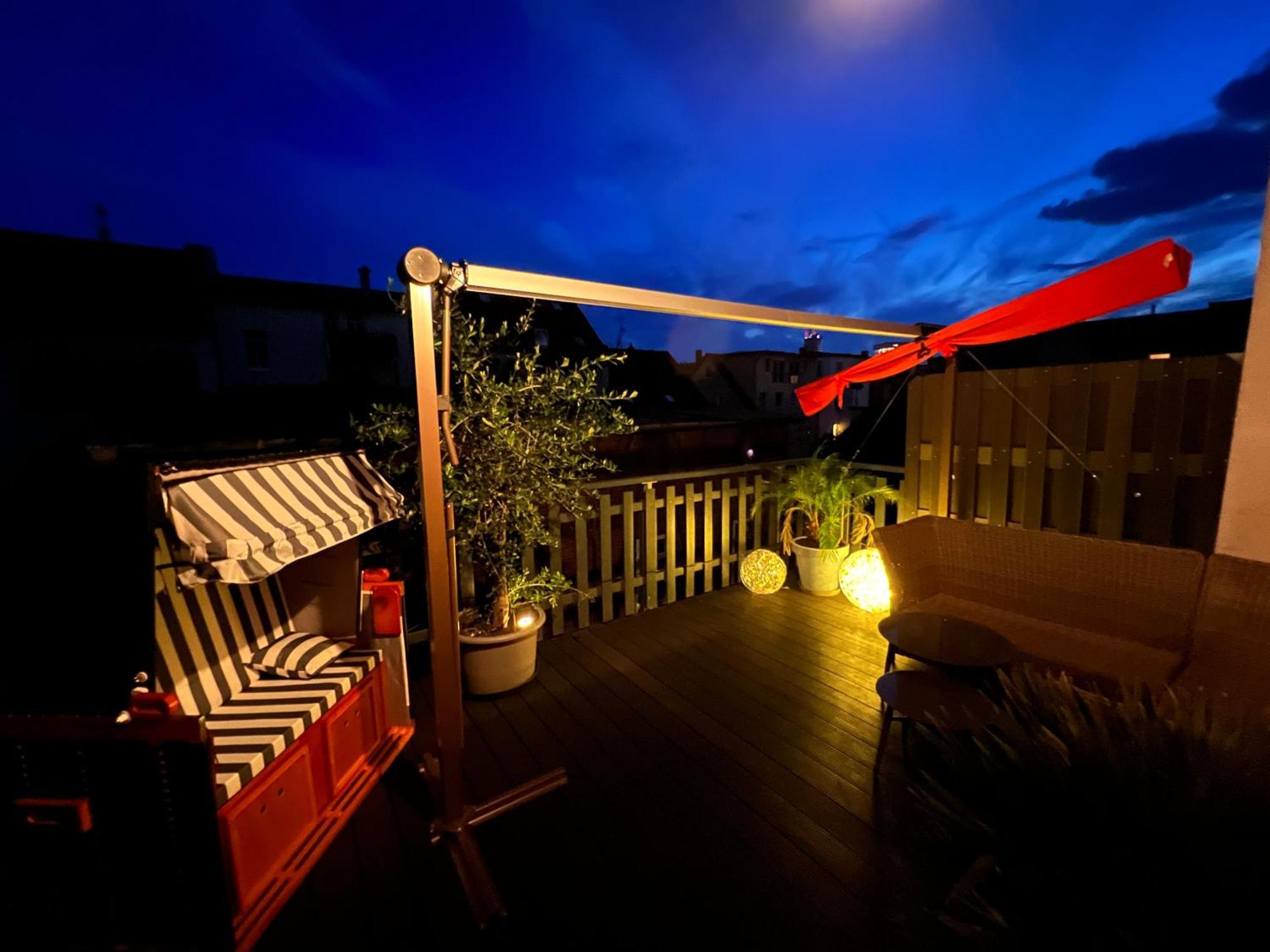 Apartment Napoleon, Naehe Zentrum, 2 Schlafzimmer, Grosser Balkon, Free Wifi ,Parken Jena Exteriér fotografie